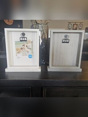 Rustic White & Gray Clip Picture Frame Holders